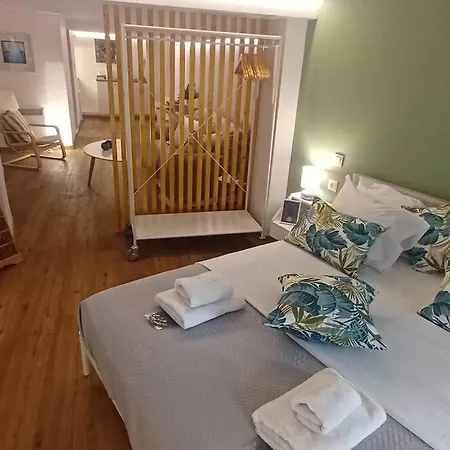 Apartment The Owl Nest Modern And Cozy Place In The Historical Center Athens